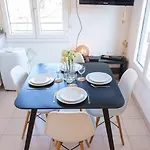 Appartement Le Calmette By Apirent #central #lumineux #calme #wifi Cannes