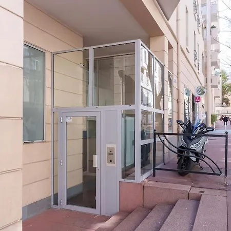 Le Calmette By Apirent #central #lumineux #calme #wifi Apartamento