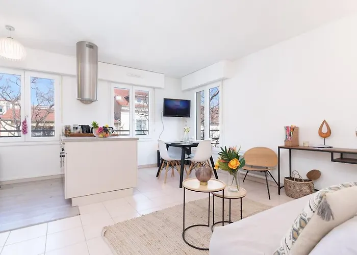 Le Calmette By Apirent #central #lumineux #calme #wifi *